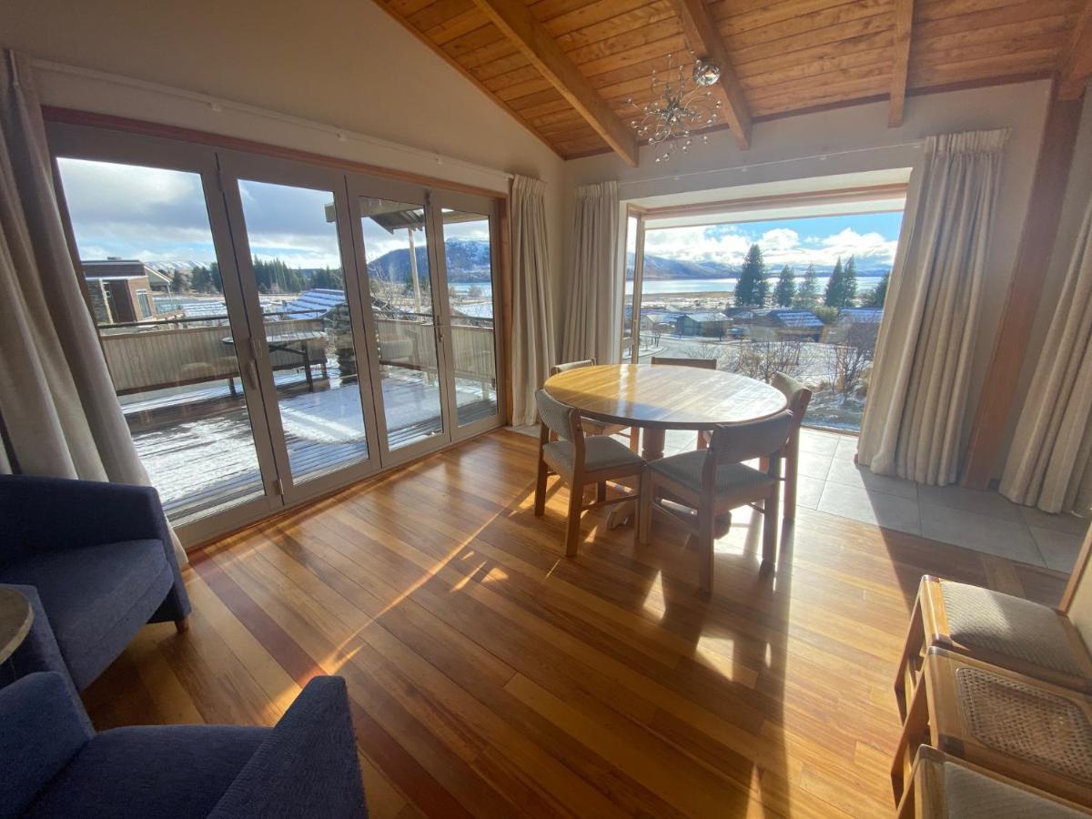Glacier Rock Lakeview House レイク・テカポ エクステリア 写真