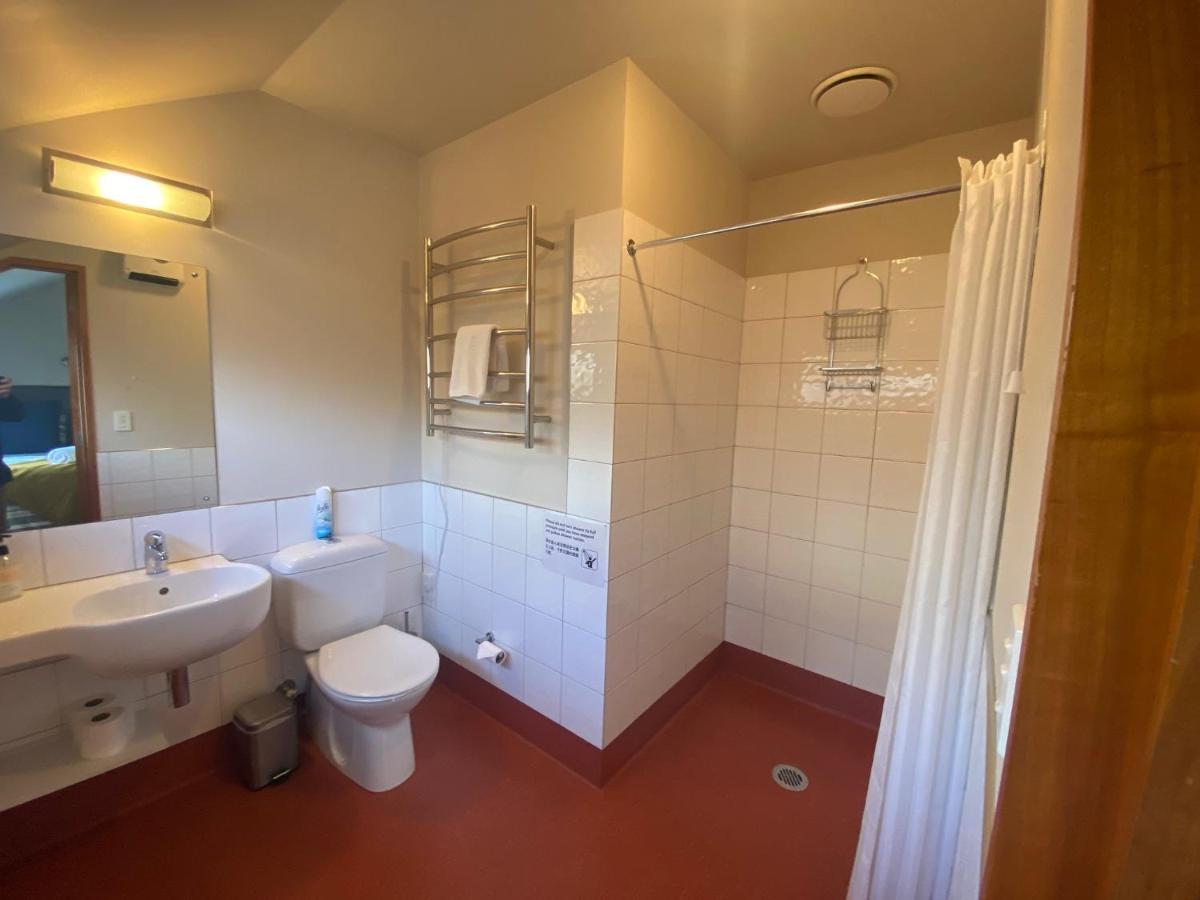 Glacier Rock Lakeview House レイク・テカポ エクステリア 写真