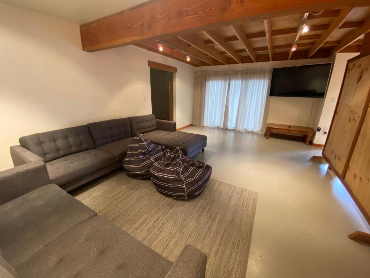 Glacier Rock Lakeview House レイク・テカポ エクステリア 写真